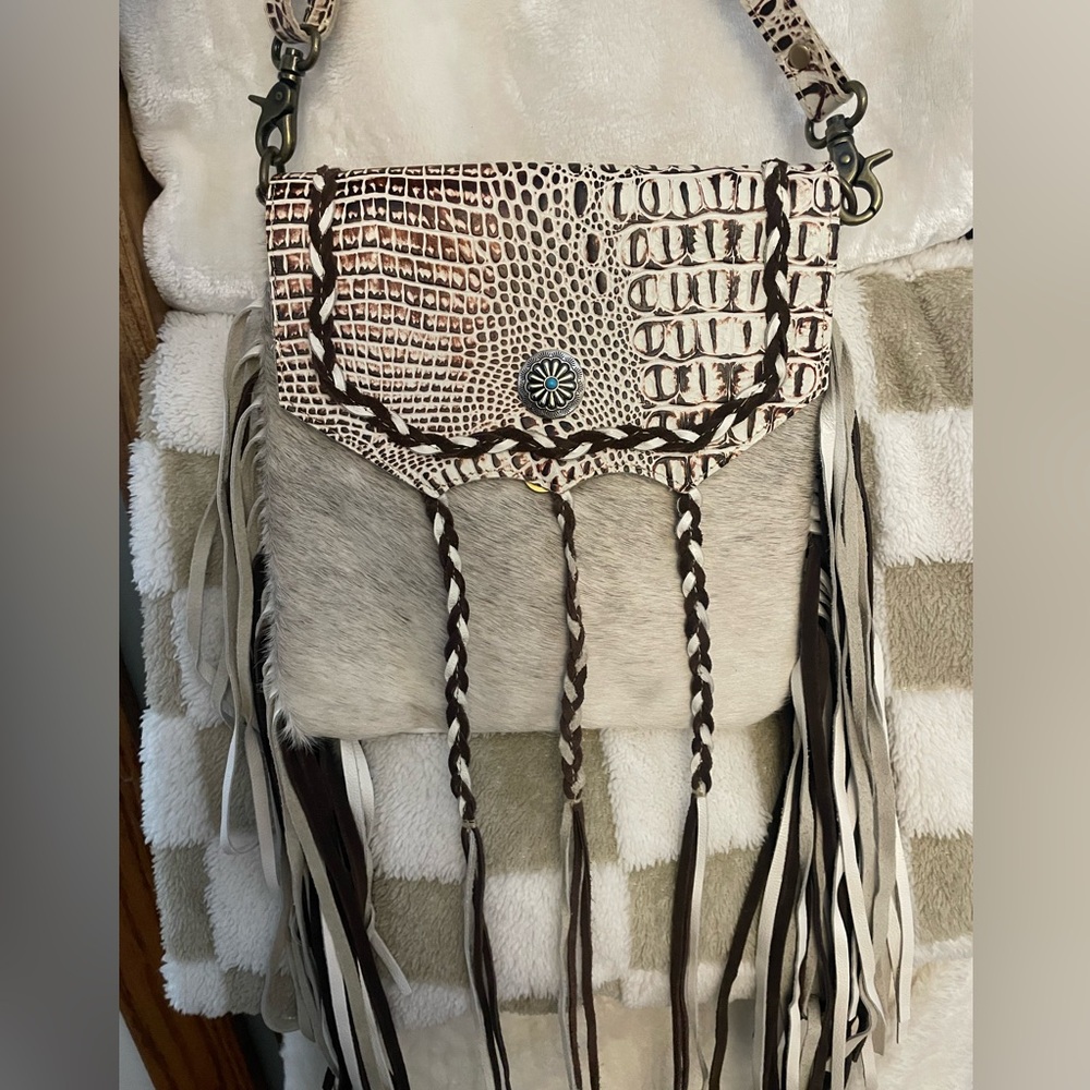 Myra bag with fringe